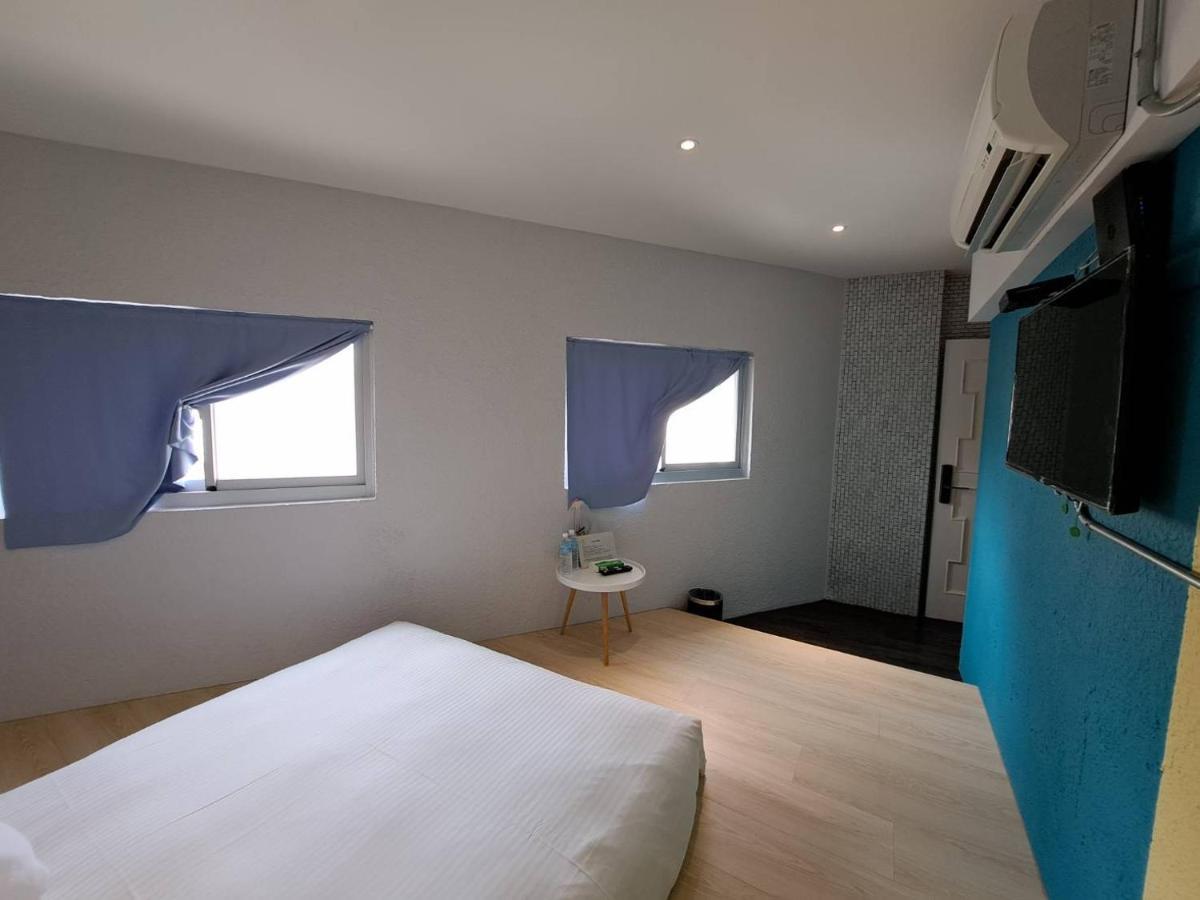 King Wow Inn Tainan Exterior foto